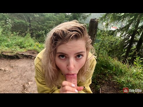 ❤️ Hluas nkauj nqos cum tom qab ib tug pej xeem blowjob - Eva Elfi Sluts ntawm peb  ❤